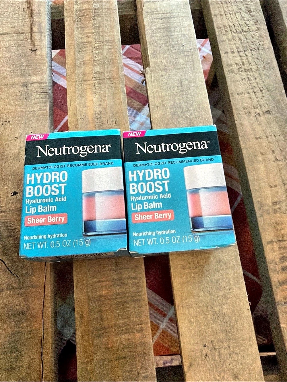 Neutrogena Hydro Boost Hyaluronic Acid Lip Balm Sheer Berry 2-Pack
